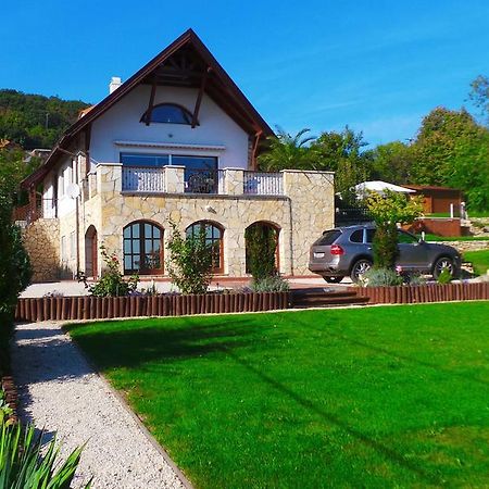 Keith Lakewood Villa Балатонфюред Номер фото